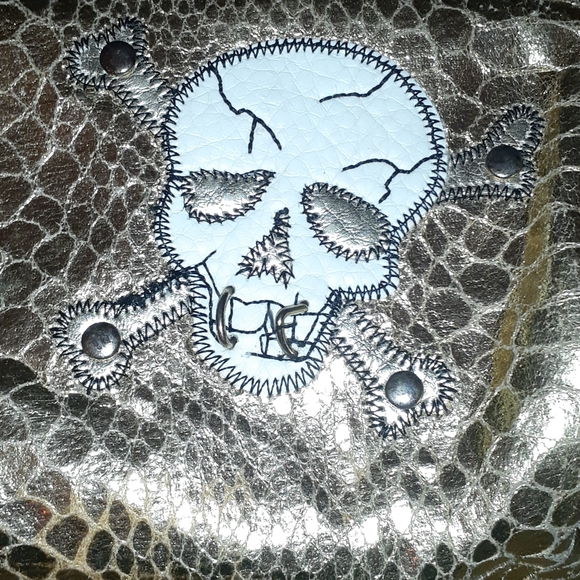 Ed Hardy Make up bag - Picture 9 of 12